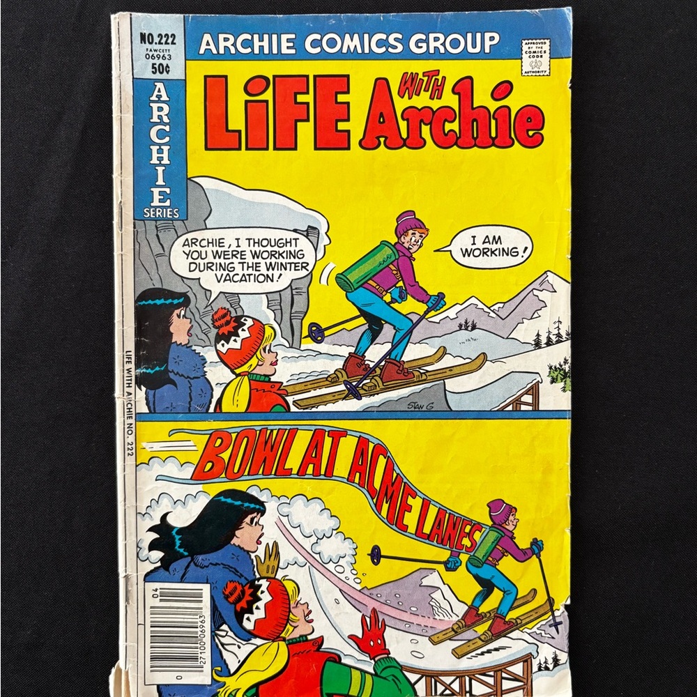 VINTAGE 1981 “Life with Archie” No. 222 Comic Book